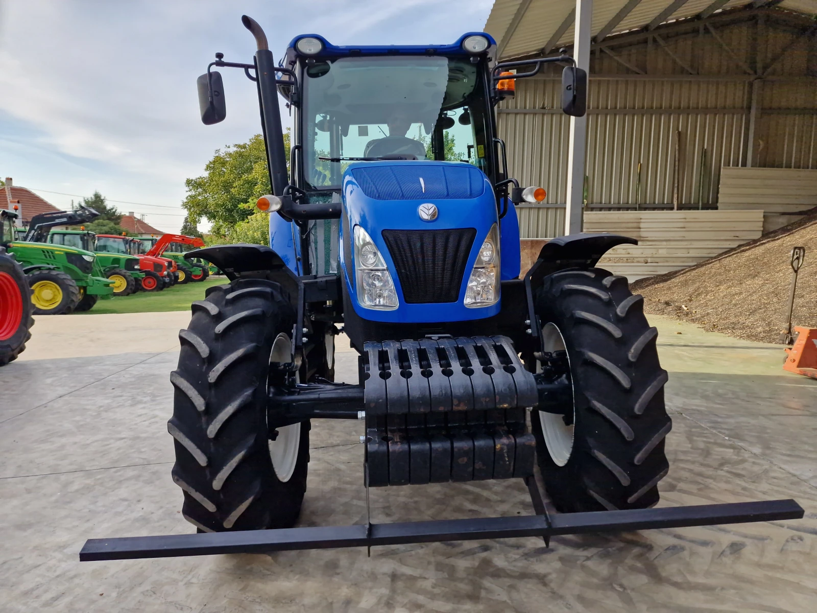 Трактор New Holland TD5.95 - изображение 2