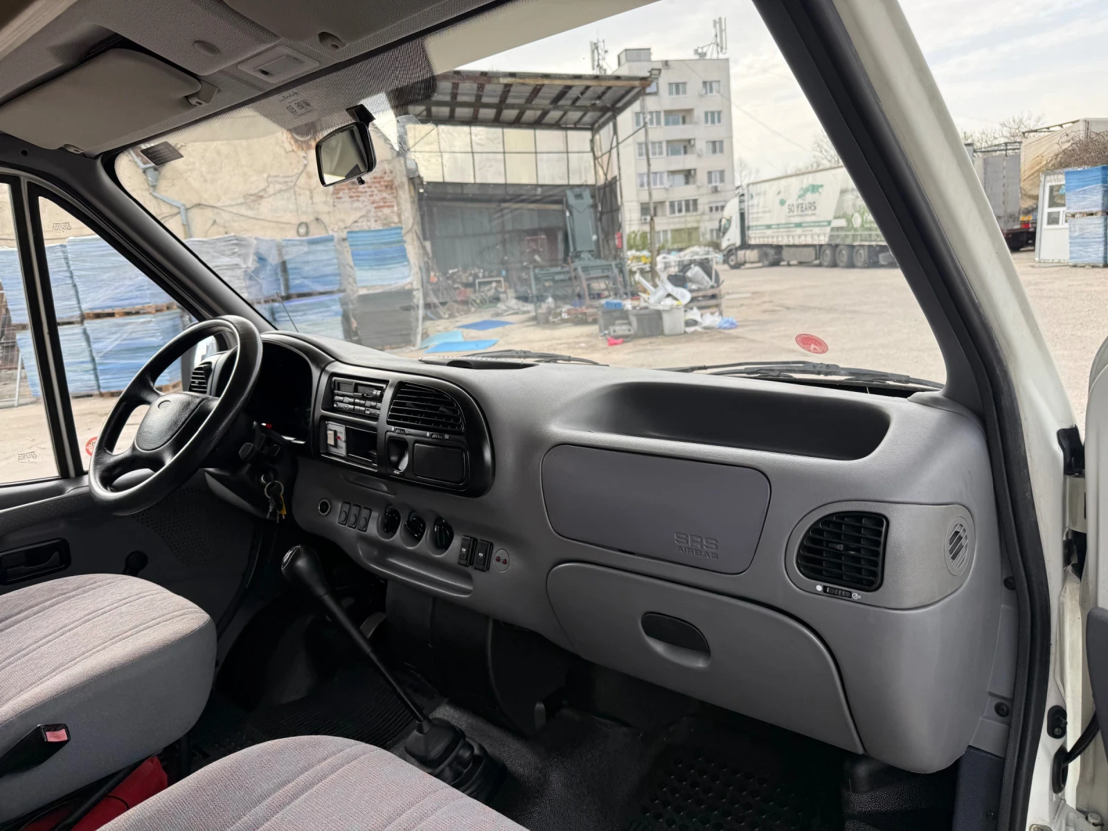 Кемпер Ford TRANSIT 2.5TURBO D RIVIERA 79000KM!!!, снимка 9 - Каравани и кемпери - 54195956