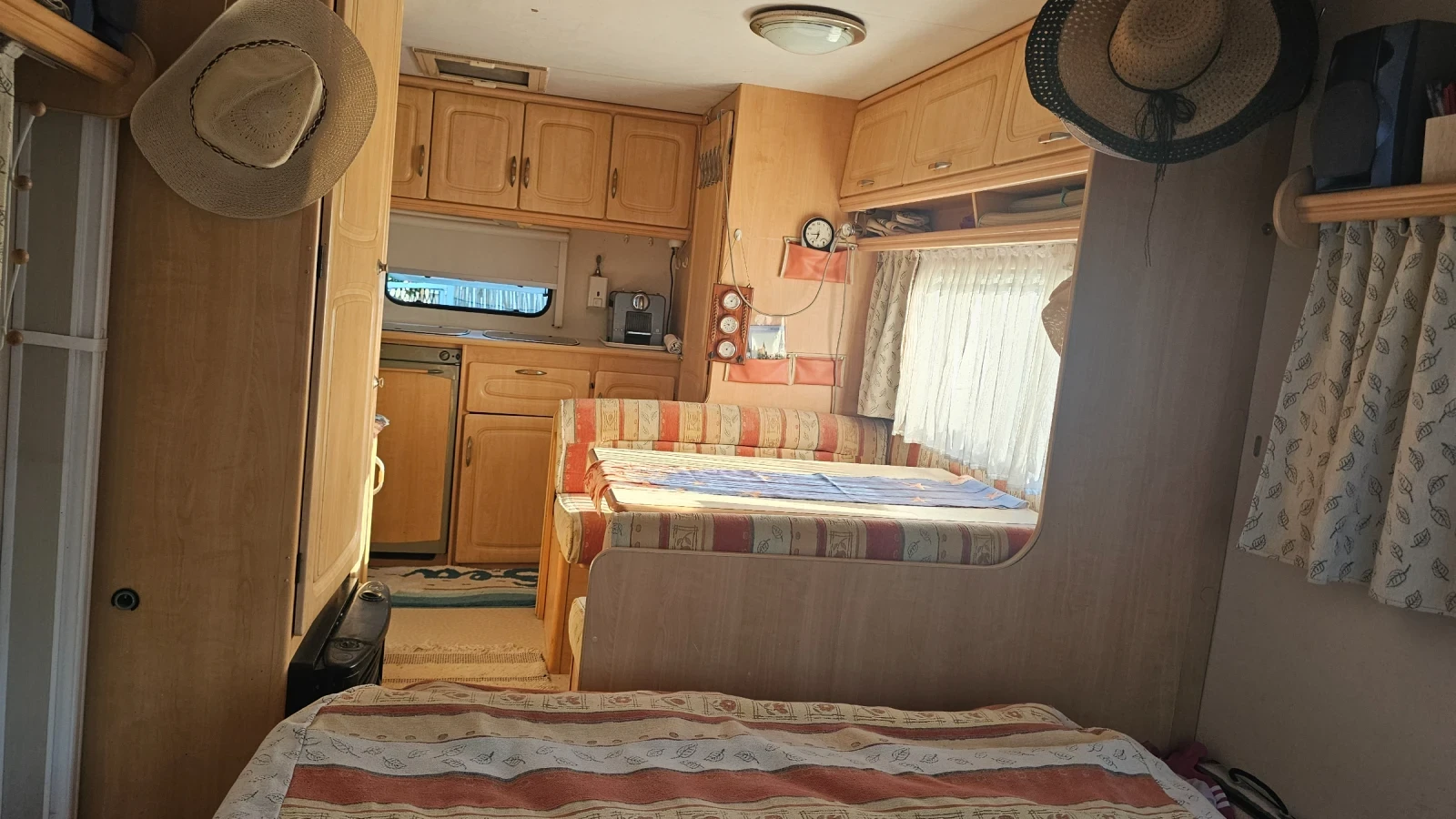 Каравана Sterckeman De luxe 500 CP, снимка 10 - Каравани и кемпери - 54987348