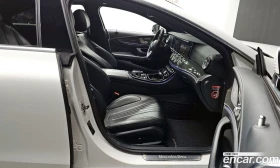 Mercedes-Benz CLS CLS300d AMG Line, снимка 11