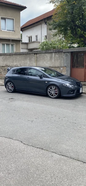Seat Leon Cupra, снимка 2