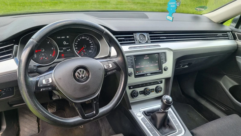 VW Passat, снимка 5 - Автомобили и джипове - 46659868