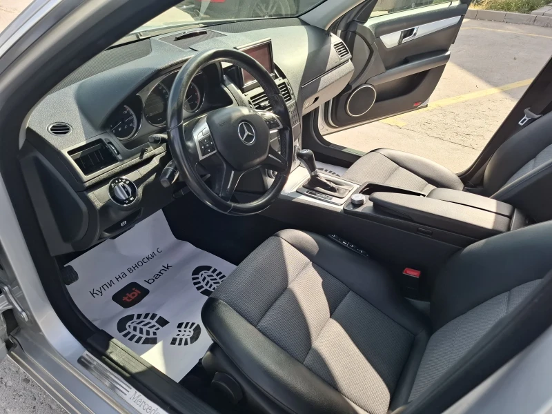 Mercedes-Benz C 350, снимка 8 - Автомобили и джипове - 52458341