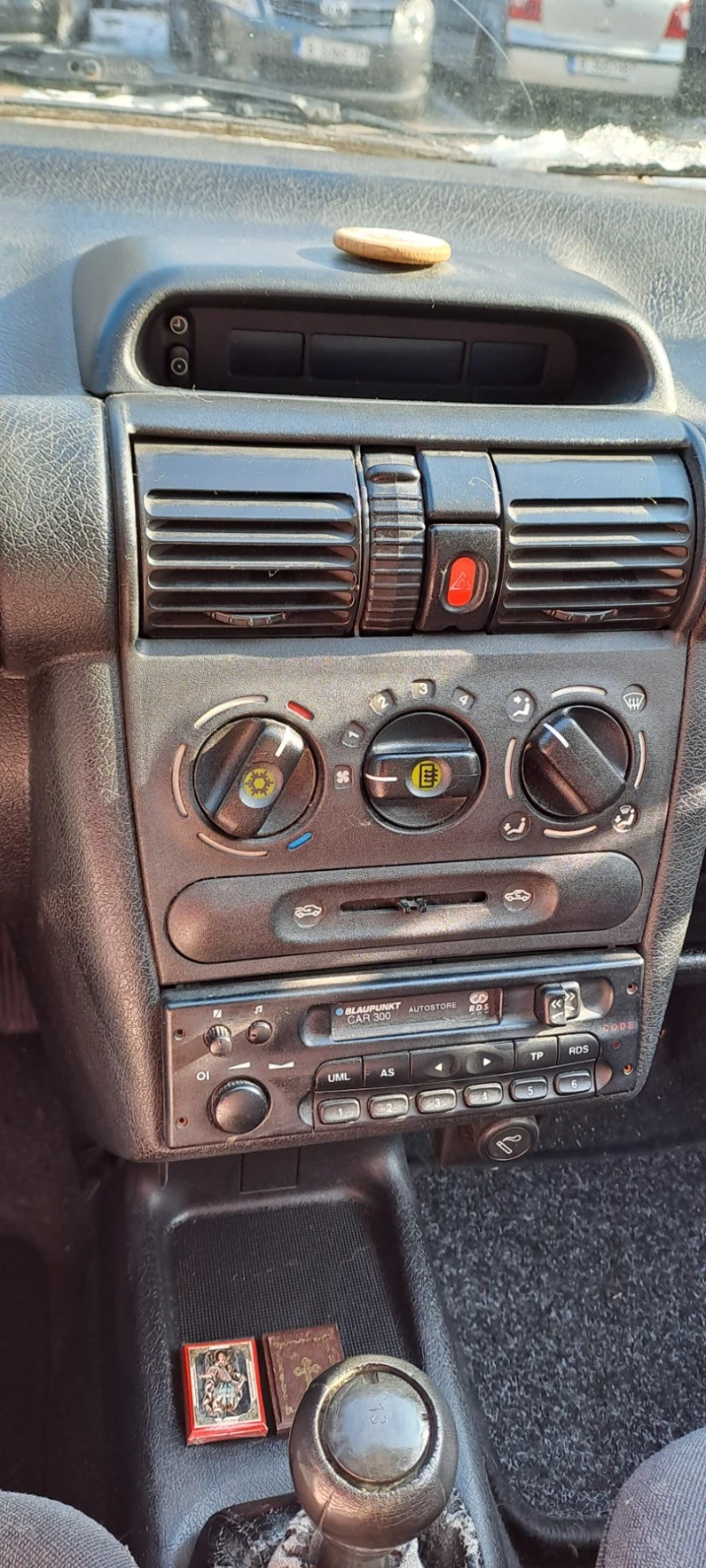 Opel Corsa, снимка 2 - Автомобили и джипове - 52803905