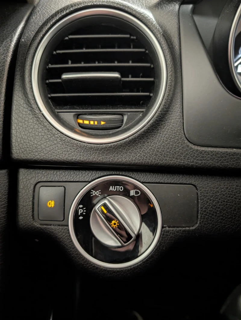 Mercedes-Benz C 250, снимка 14 - Автомобили и джипове - 53126441