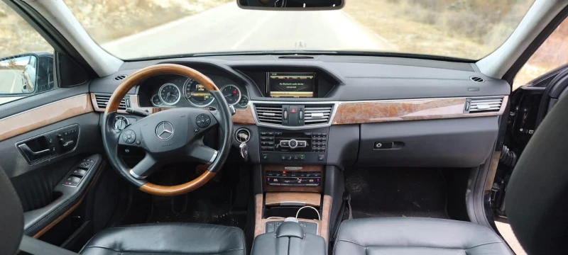 Mercedes-Benz E 300 CDI Elegance, снимка 6 - Автомобили и джипове - 53260735