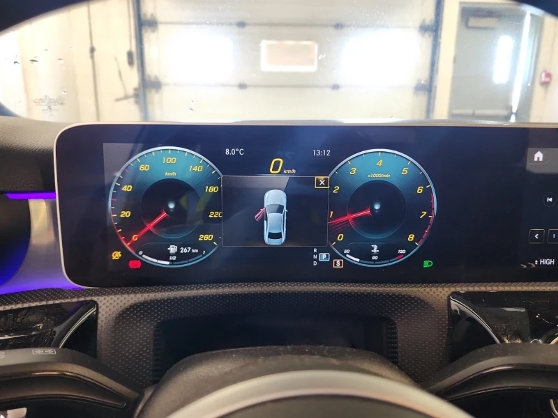 Mercedes-Benz CLA 220 CARFAX| PANORAMA| 2 KEYS| БЕЗ ИНЦИДЕНТИ , снимка 13 - Автомобили и джипове - 53427805