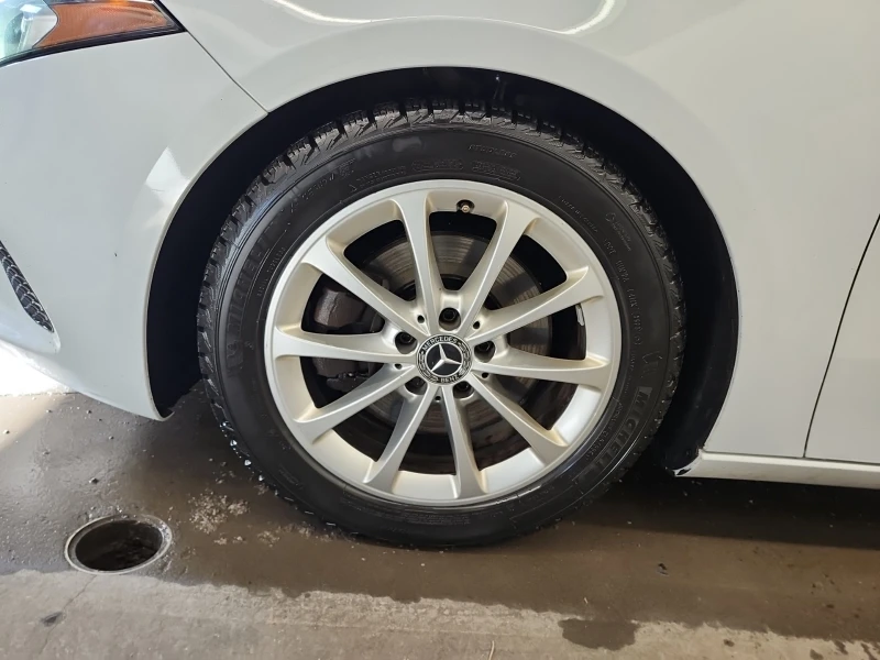 Mercedes-Benz CLA 220 CARFAX| PANORAMA| 2 KEYS| БЕЗ ИНЦИДЕНТИ , снимка 7 - Автомобили и джипове - 53427805