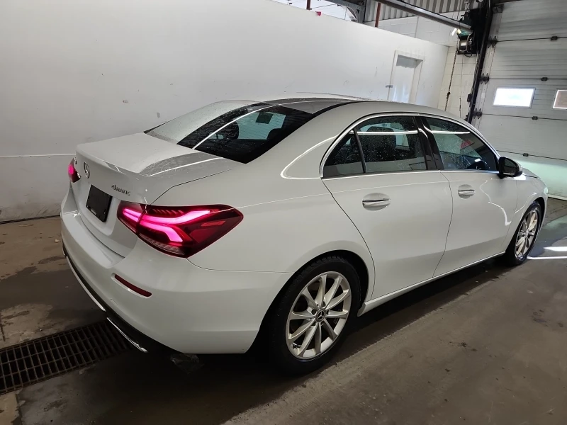 Mercedes-Benz CLA 220 CARFAX| PANORAMA| 2 KEYS| БЕЗ ИНЦИДЕНТИ , снимка 3 - Автомобили и джипове - 53427805