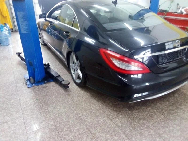 Mercedes-Benz CLS 350  - изображение 2