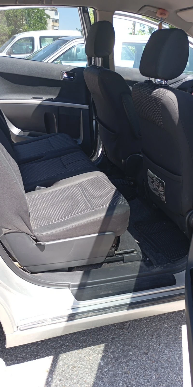 Toyota Corolla verso 2.2 D-CAT - изображение 8