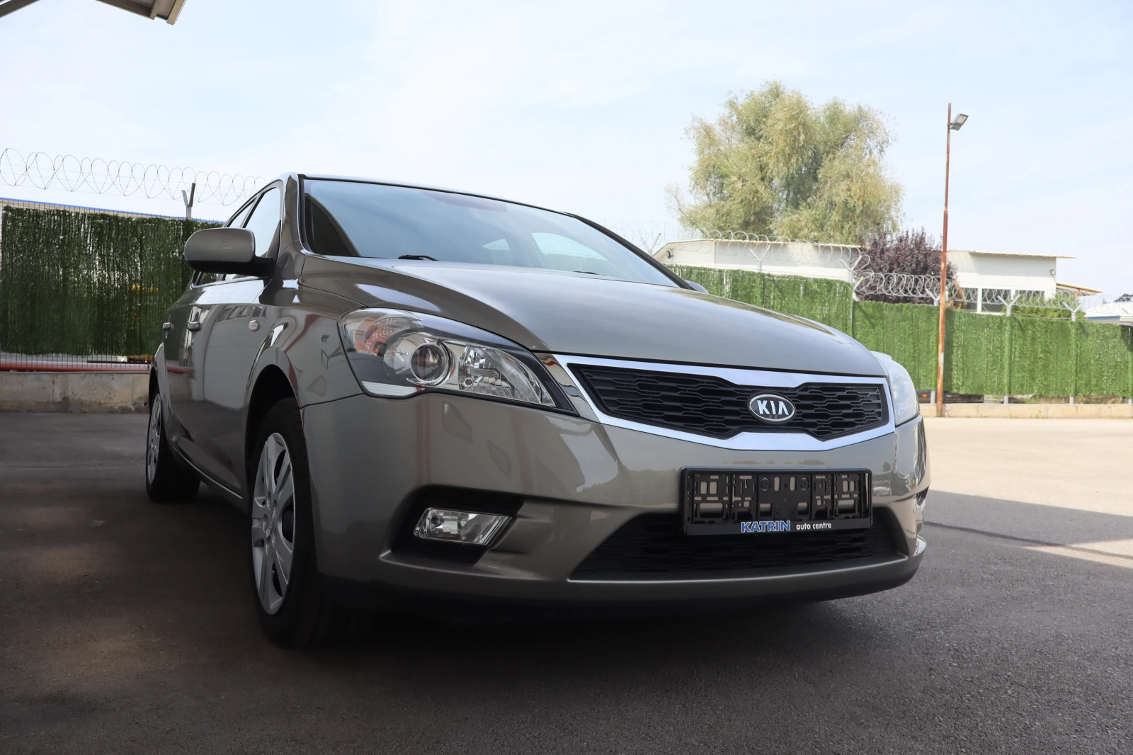 Kia Ceed 1.4i-Gpl - изображение 3