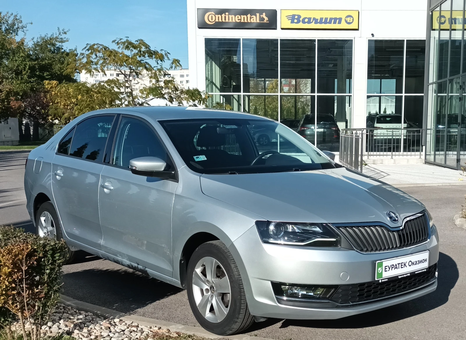 Skoda Rapid 1.0 TSI - изображение 2