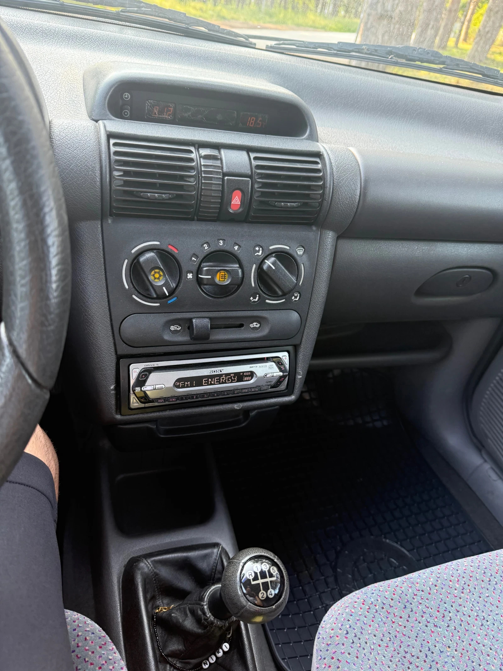 Opel Corsa  - изображение 4