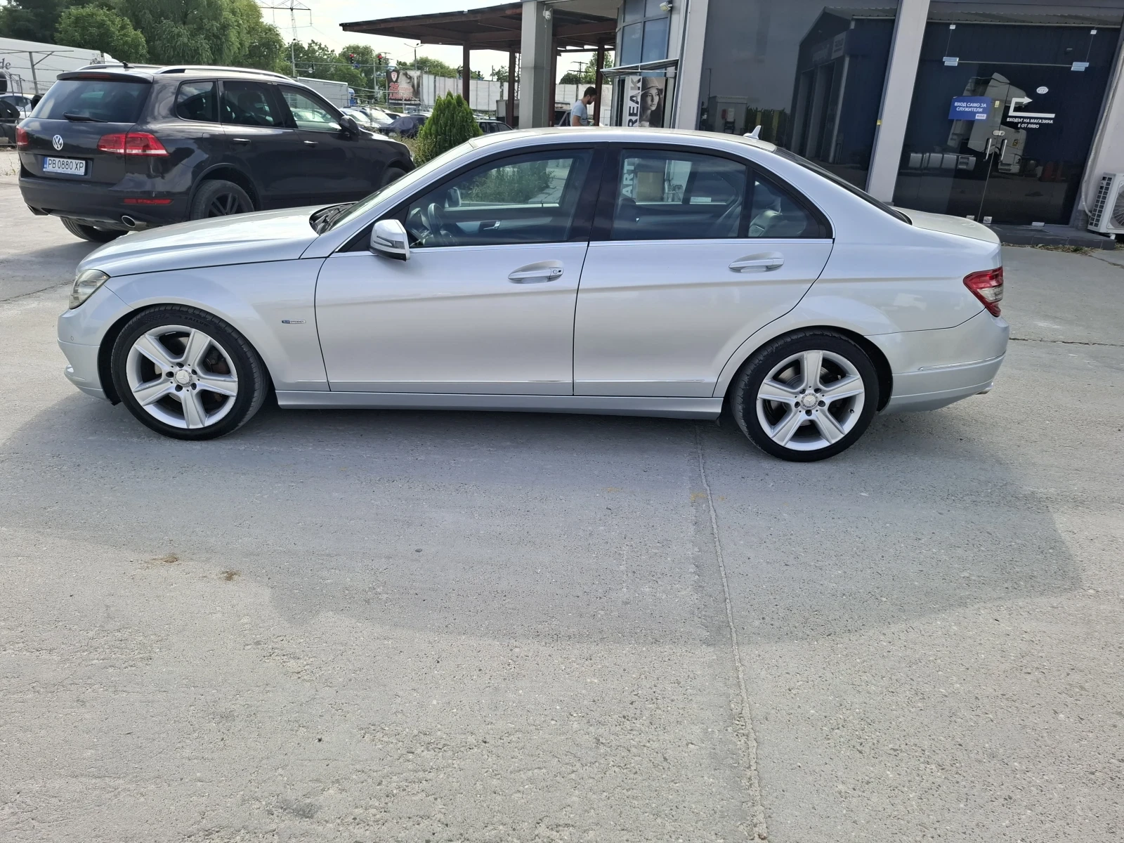 Mercedes-Benz C 350  - изображение 3