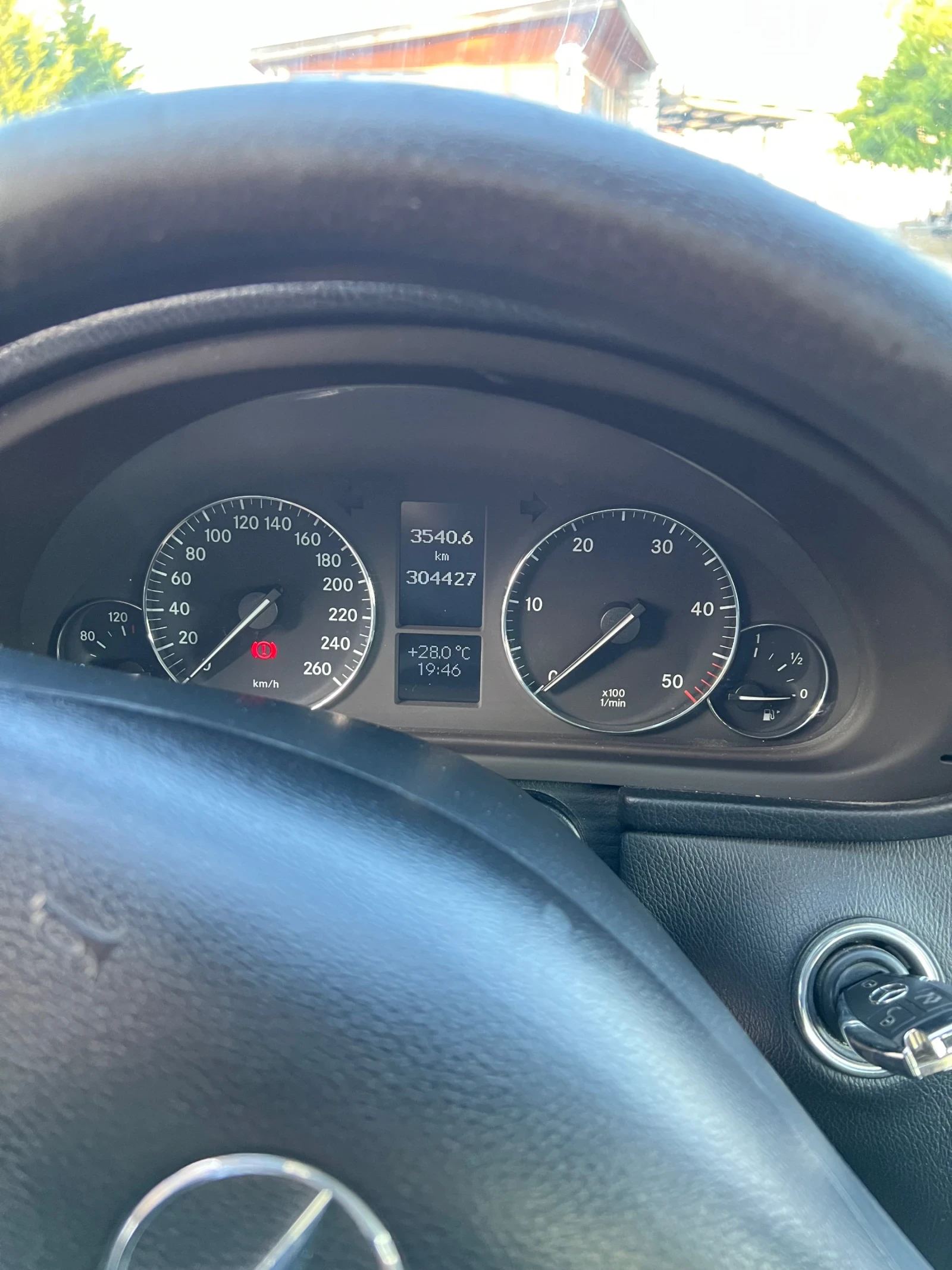 Mercedes-Benz C 200  - изображение 5