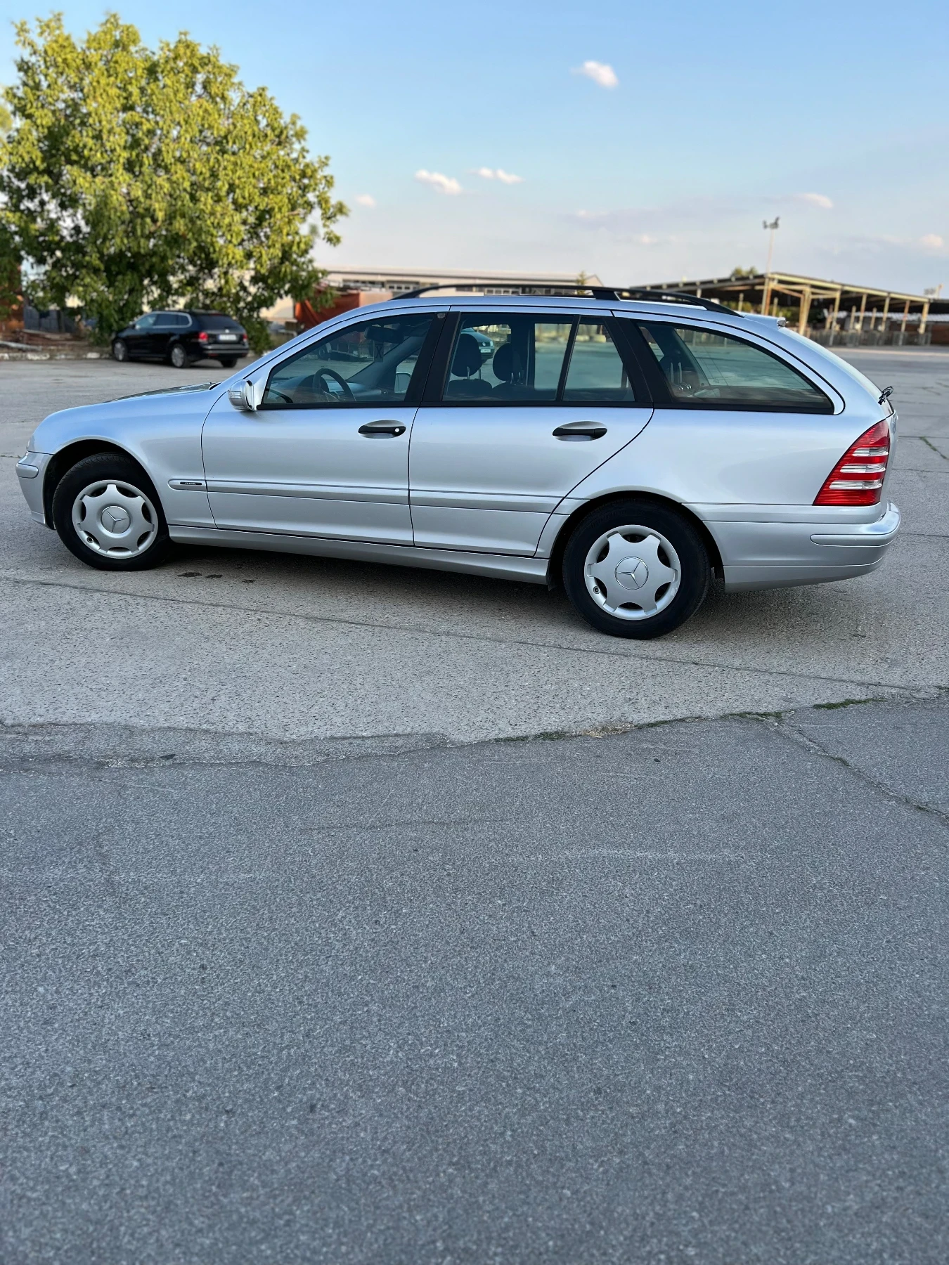 Mercedes-Benz C 200  - изображение 3