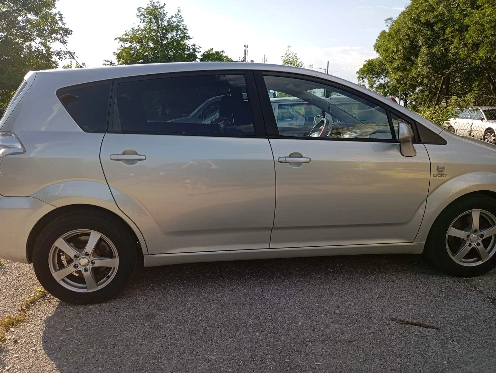 Toyota Corolla verso 2.2 D-CAT - изображение 6