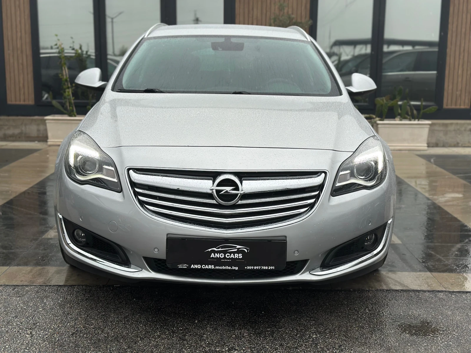 Opel Insignia * 2.0CDTI* Cosmo* Digital* Серв.История*  - изображение 3