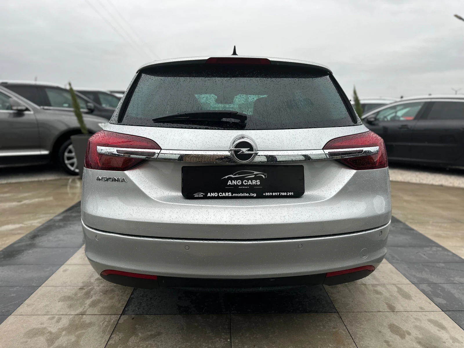 Opel Insignia * 2.0CDTI* Cosmo* Digital* Серв.История*  - изображение 8
