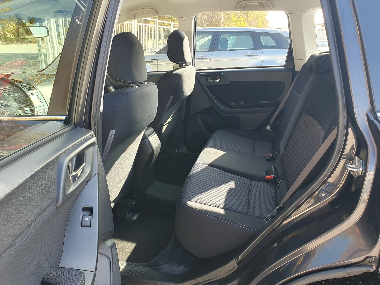 Subaru Forester 2.0/147ks | Mobile.bg   11