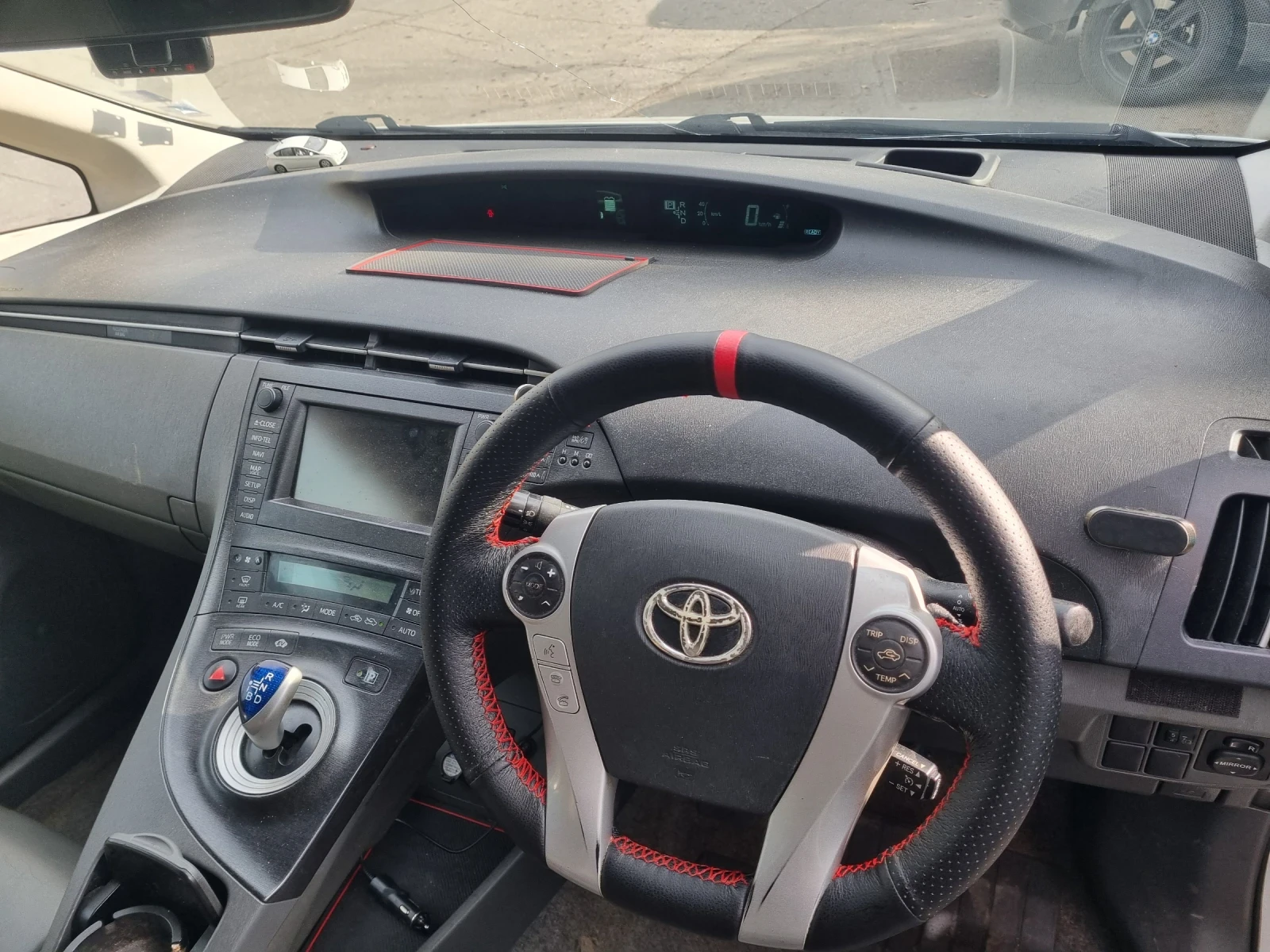 Toyota Prius 1.8 Hibrid - изображение 3