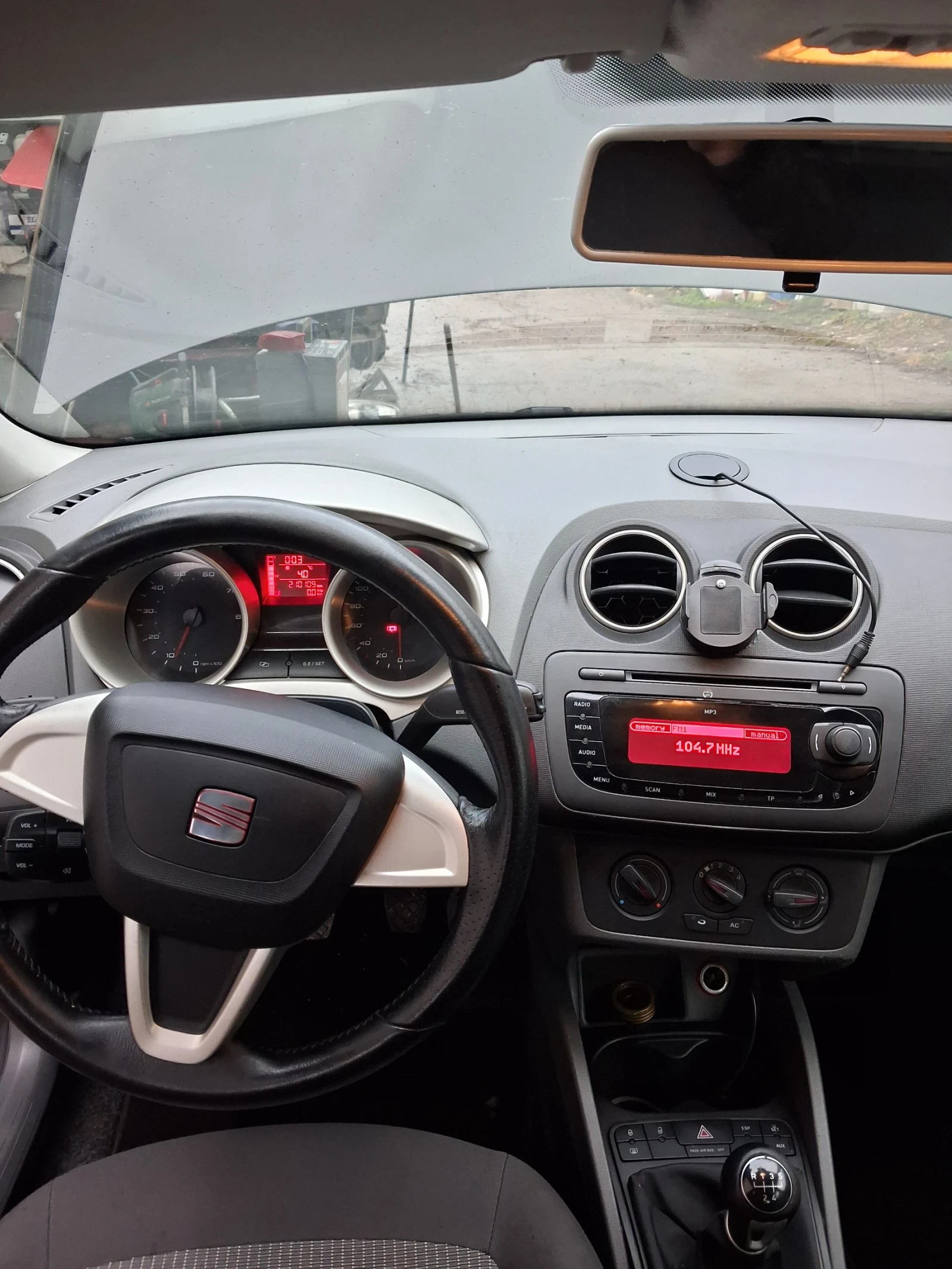 Seat Ibiza 1.4 бензин/газ - изображение 9