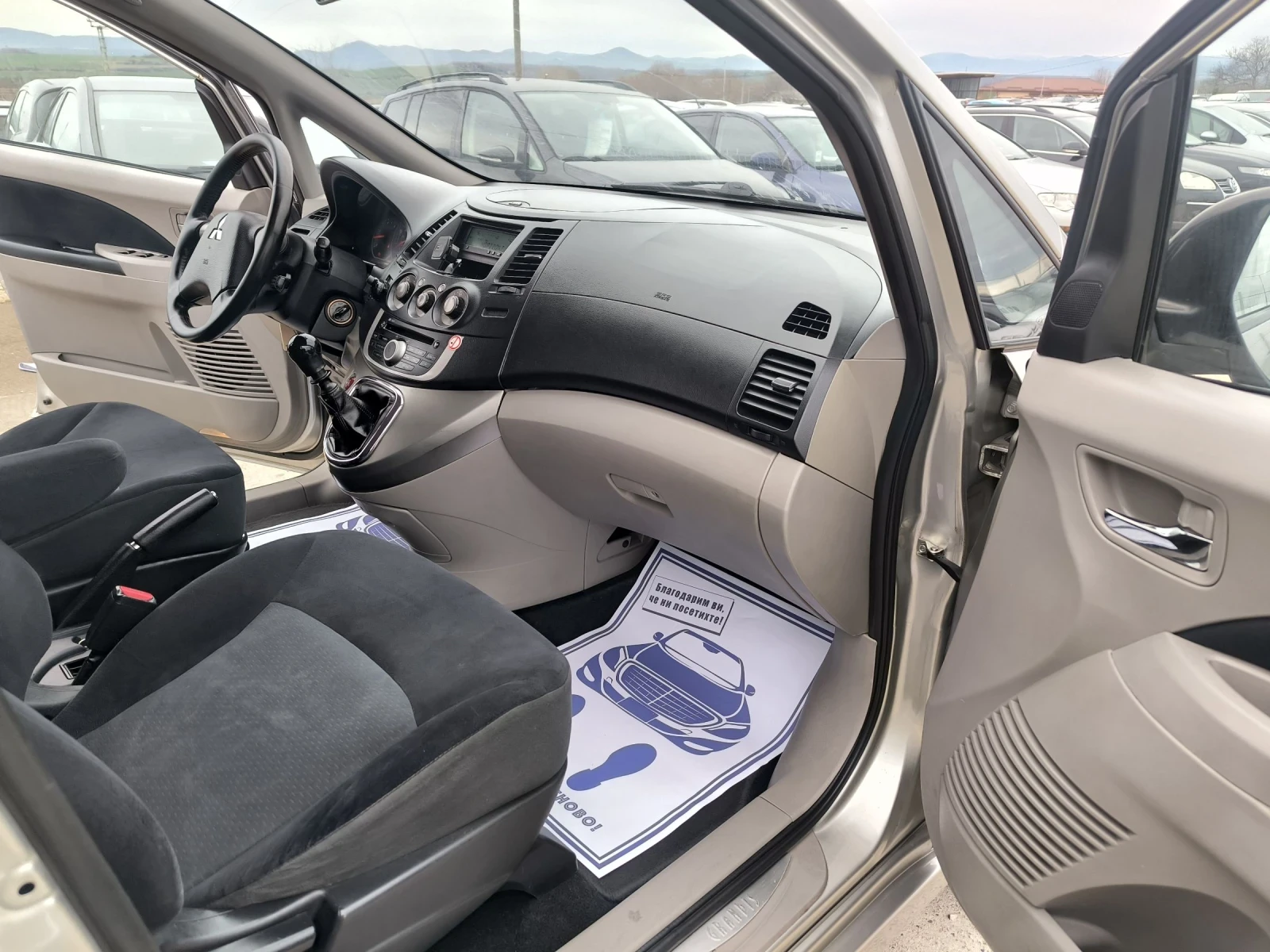 Mitsubishi Grandis 2.0DID 140kc 172000km. - изображение 7