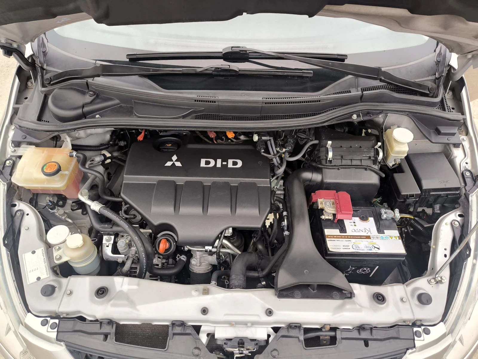 Mitsubishi Grandis 2.0DID 140kc 172000km. | Mobile.bg � ����������� 14