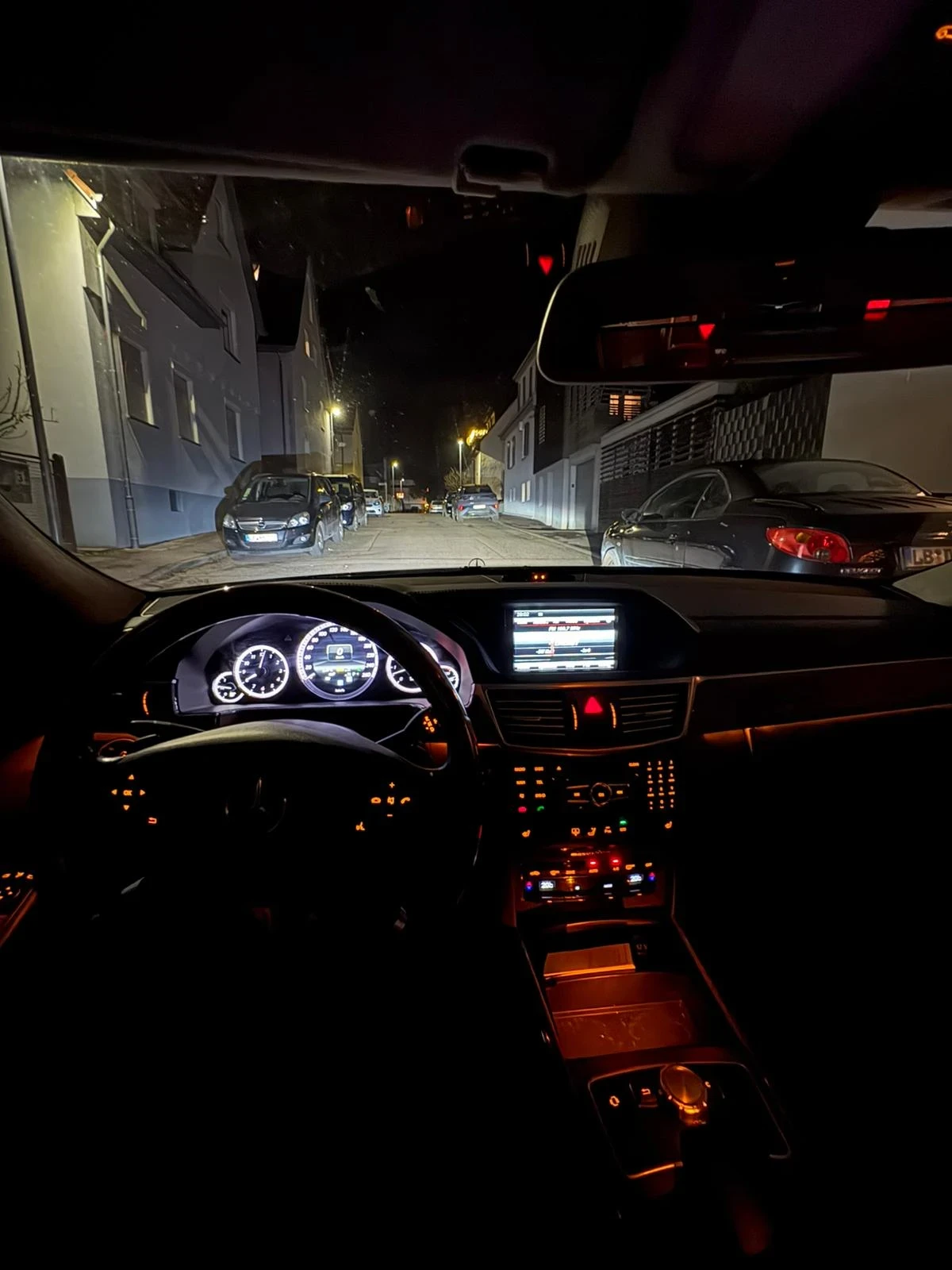 Mercedes-Benz E 300 CDI Elegance - изображение 7