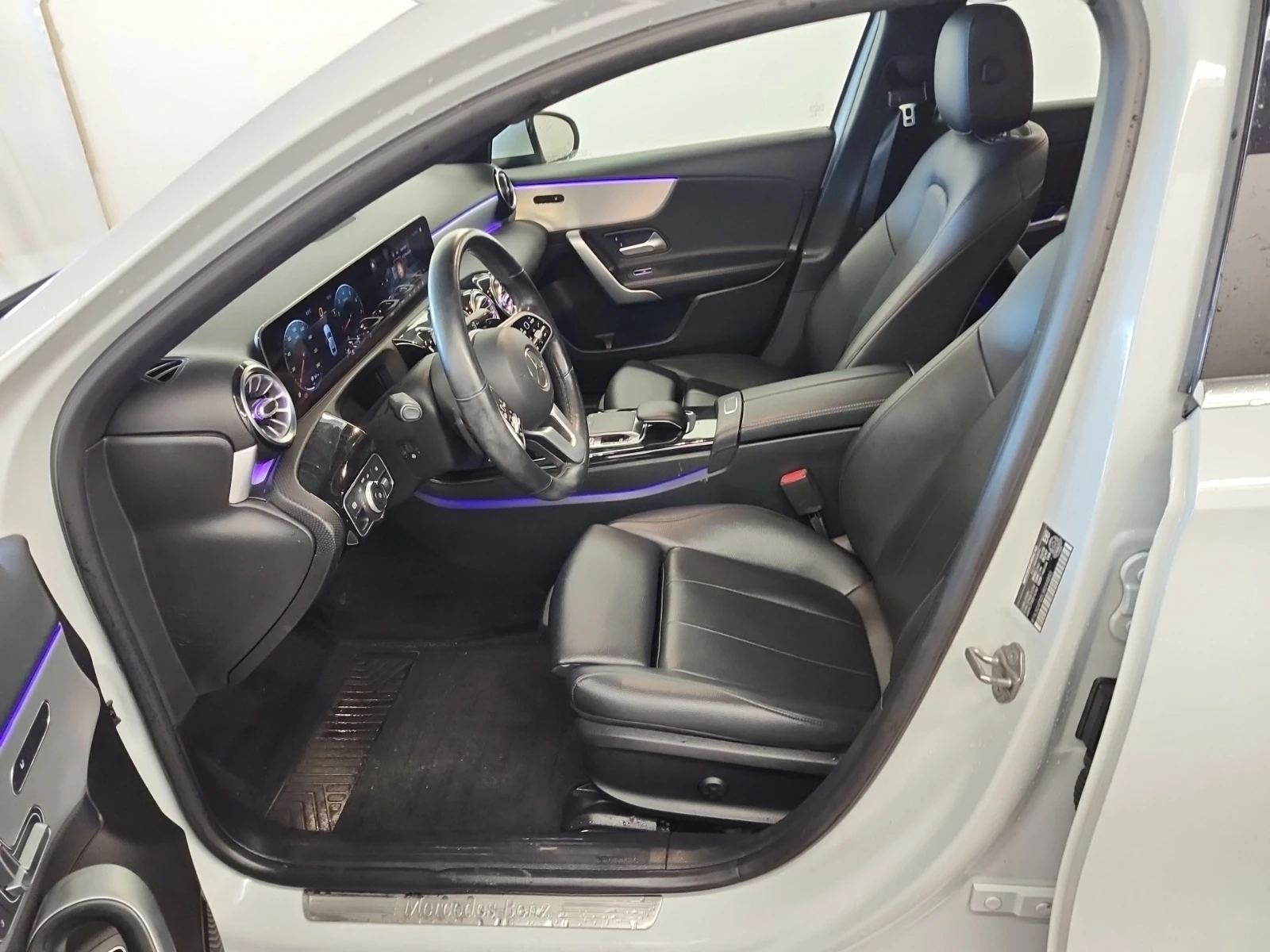 Mercedes-Benz CLA 220 CARFAX| PANORAMA| 2 KEYS| БЕЗ ИНЦИДЕНТИ  - изображение 10