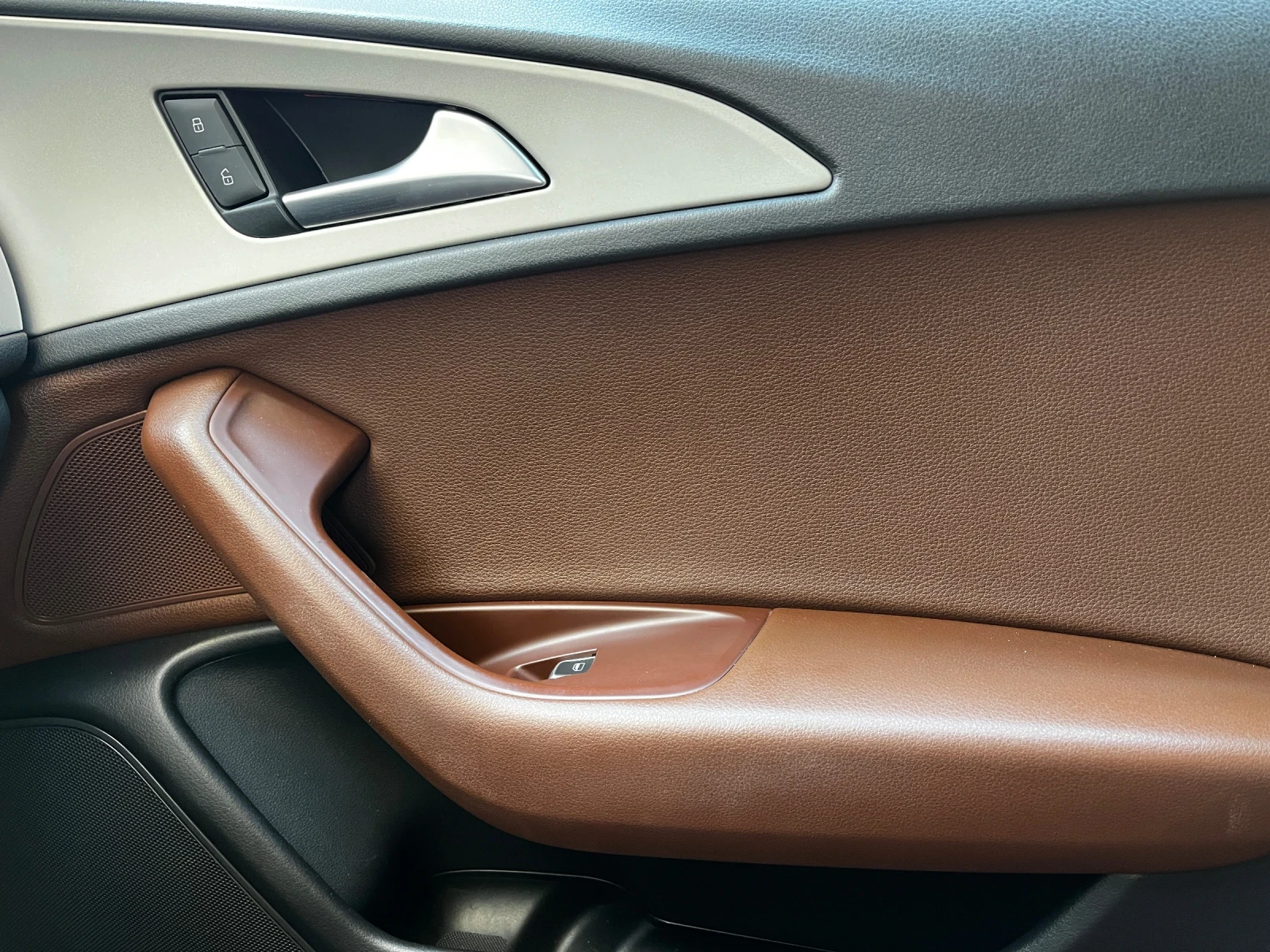 Audi A6 3.0 TDI QUATRO 218, снимка 11 - Автомобили и джипове - 53877320