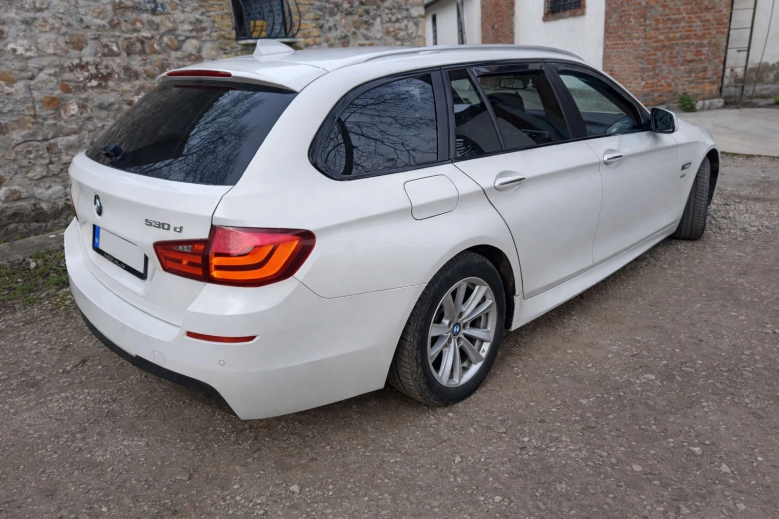 BMW 530, снимка 4 - Автомобили и джипове - 53925785