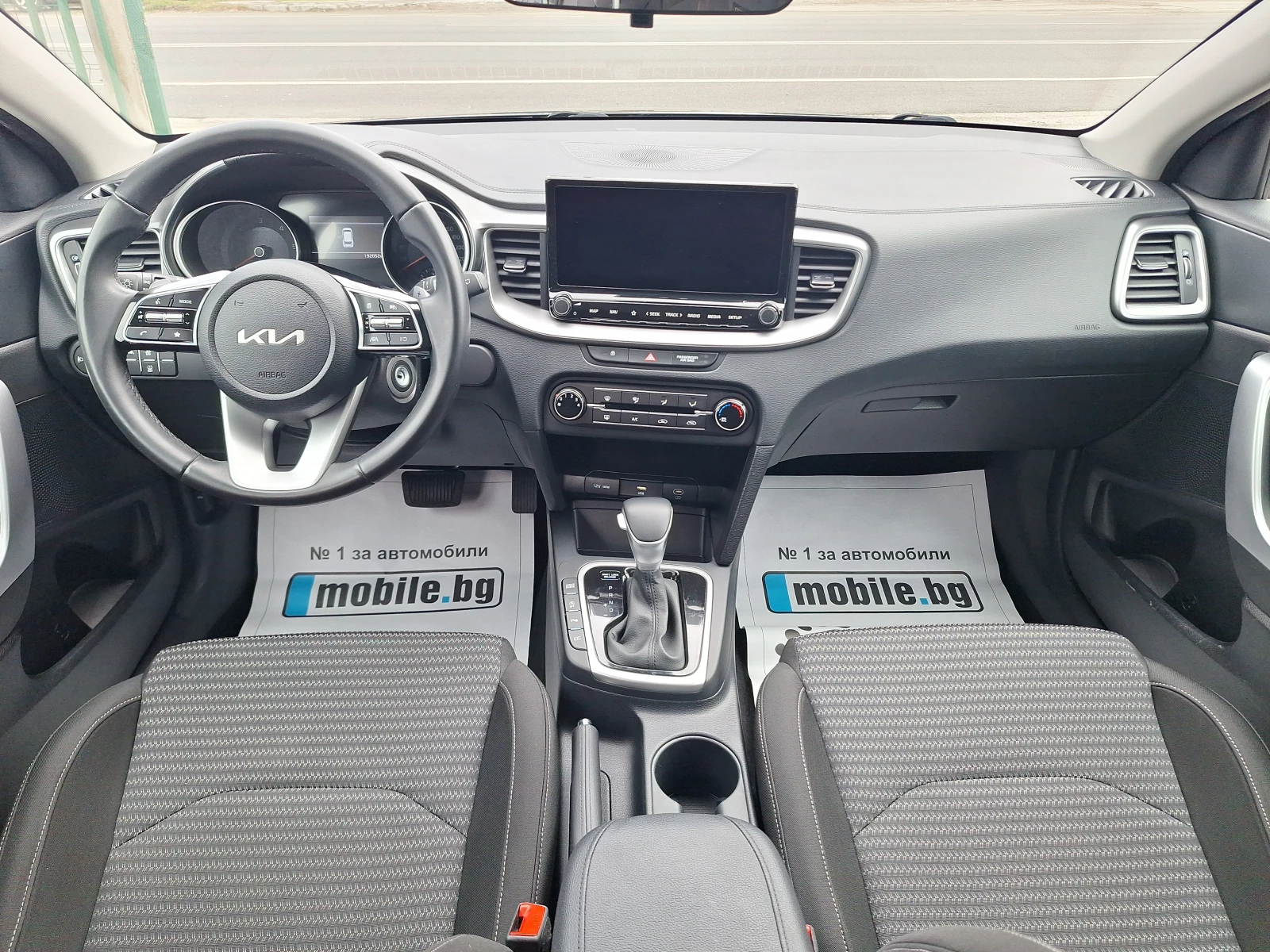 Kia Ceed 1.6 Crdi 136 Ks Hybrid Navi Led Full!, снимка 11 - Автомобили и джипове - 54041261