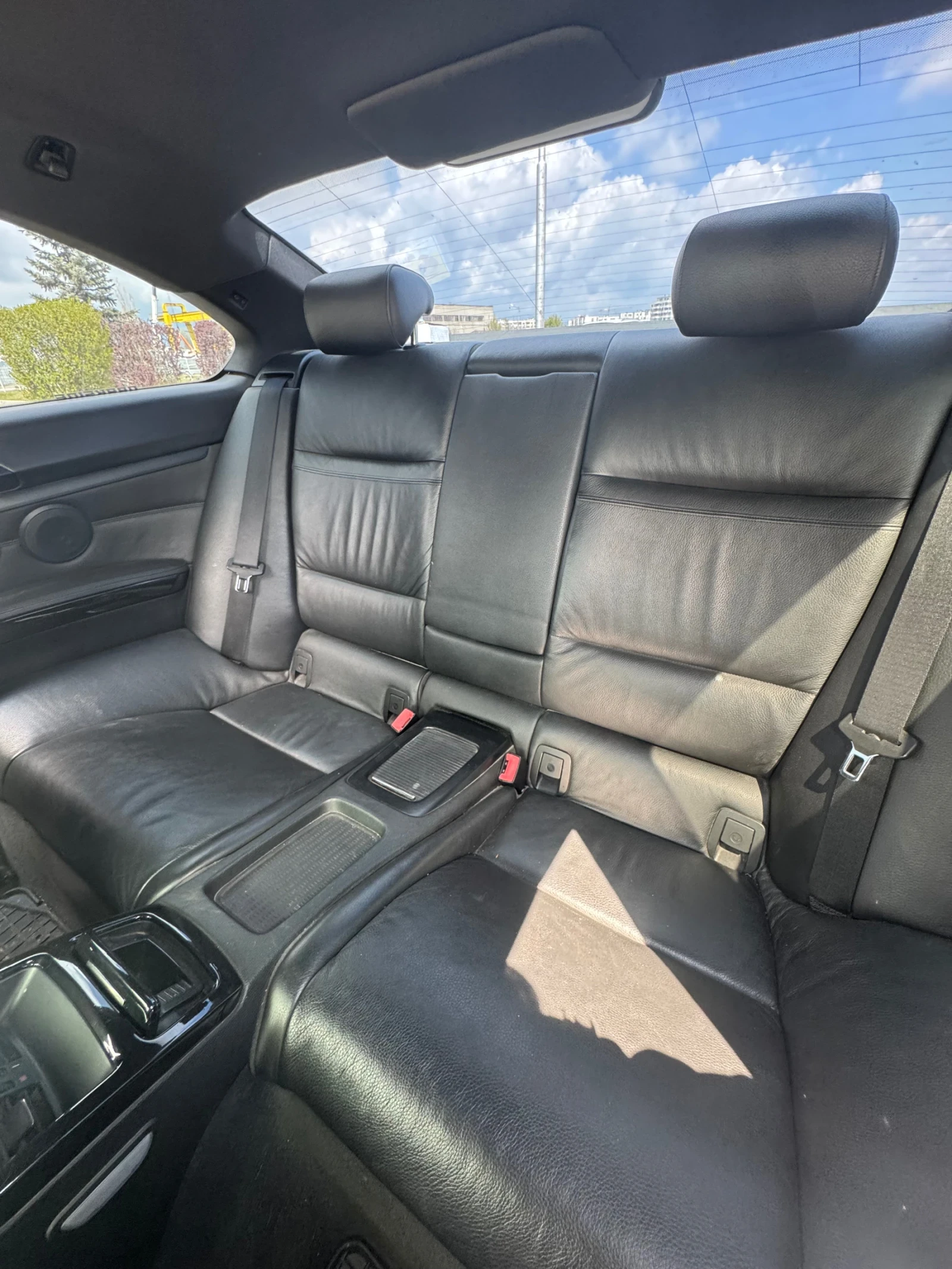 BMW 330, снимка 13 - Автомобили и джипове - 54236095