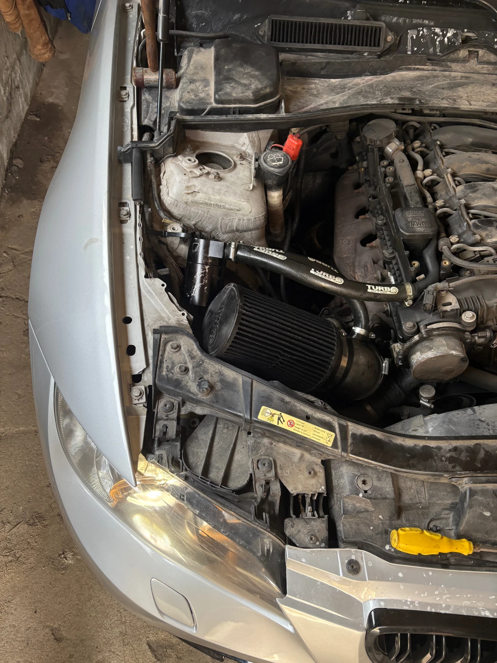 BMW 330, снимка 15 - Автомобили и джипове - 54236095