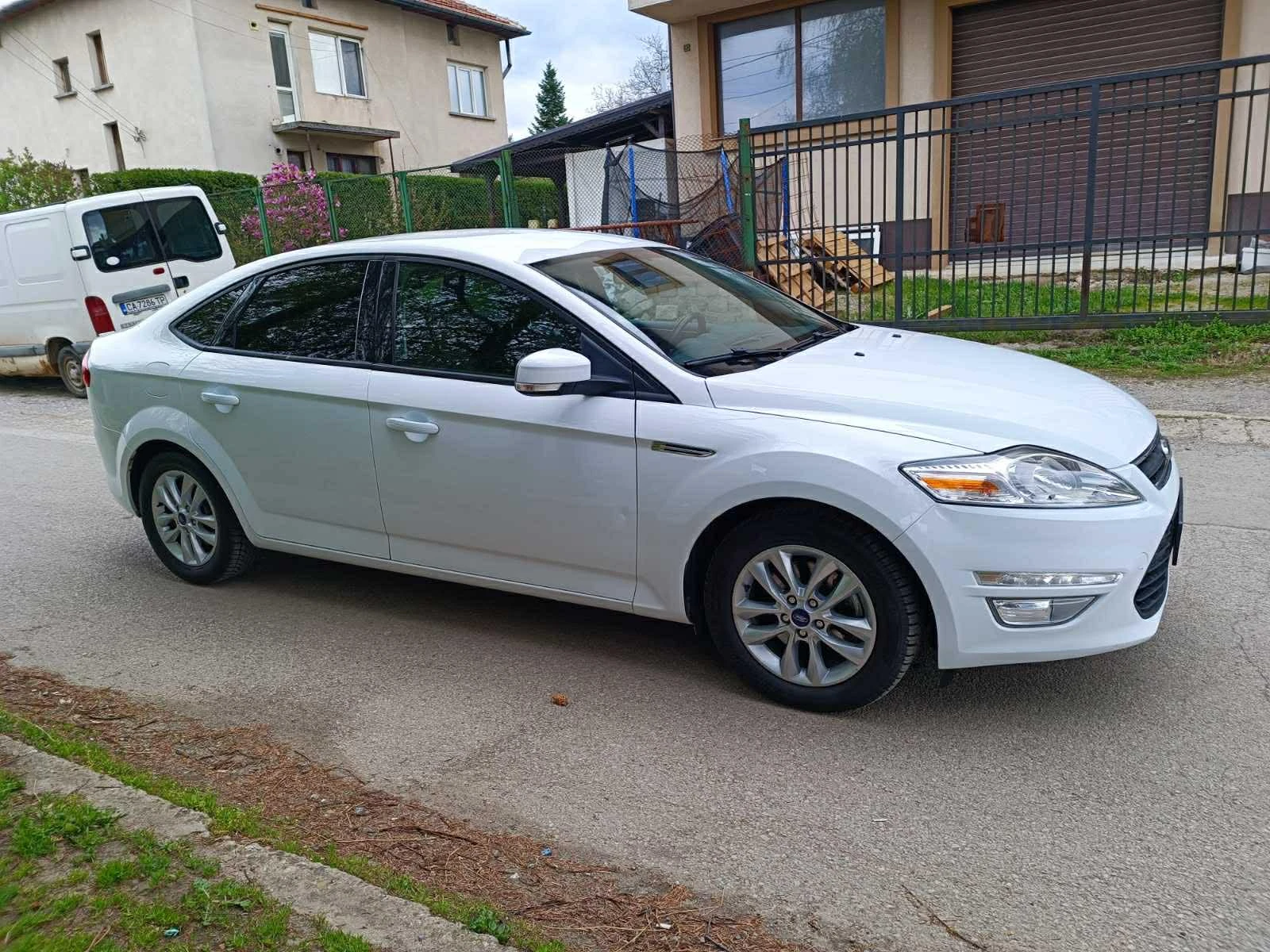 Ford Mondeo 1.6 ECO BOOST, снимка 5 - Автомобили и джипове - 54259998