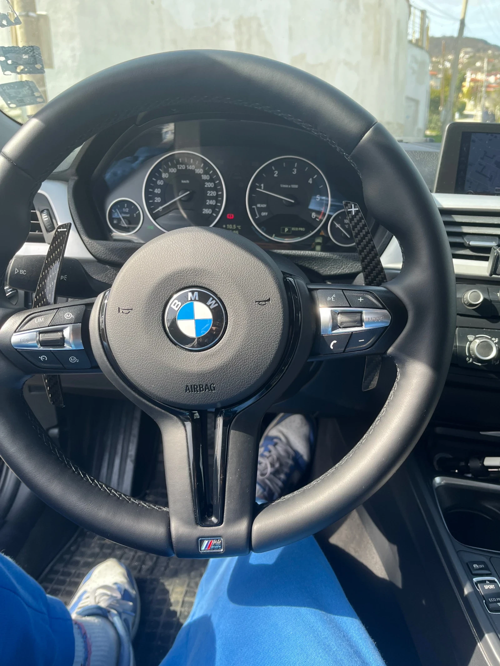 BMW 320 2.0, снимка 8 - Автомобили и джипове - 54460261