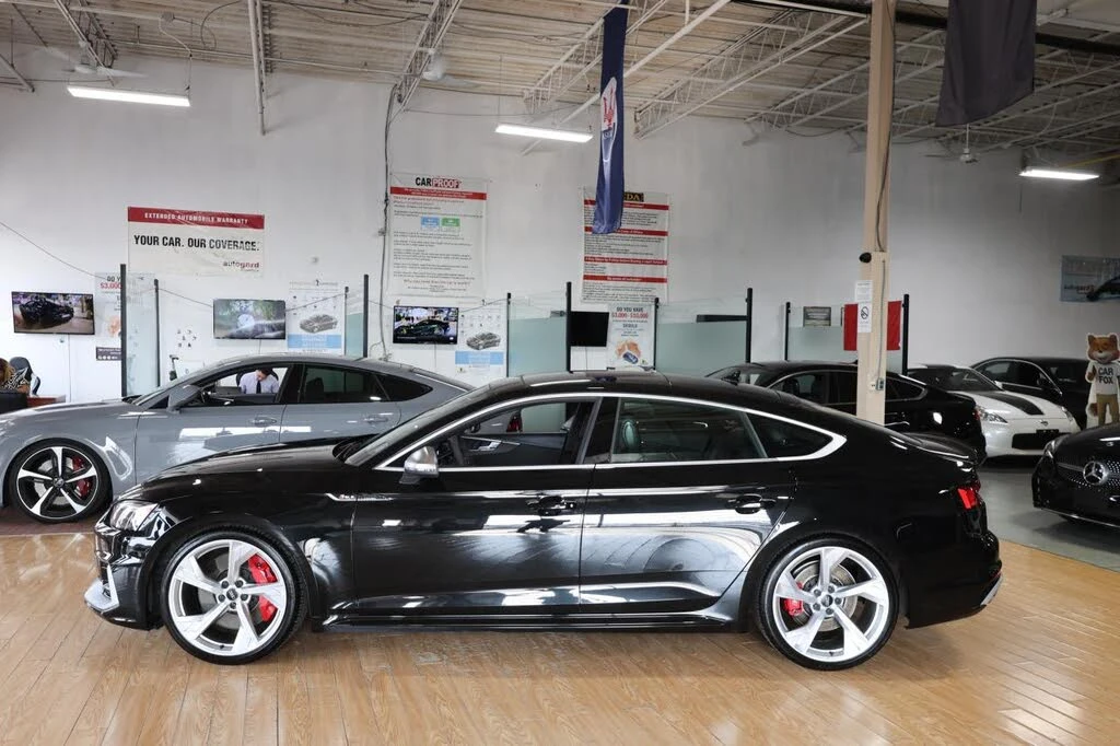 Audi Rs5 SPORTBACK| BANG&OLUFSEN| HUD| ALCANTARA| , снимка 3 - Автомобили и джипове - 54599532