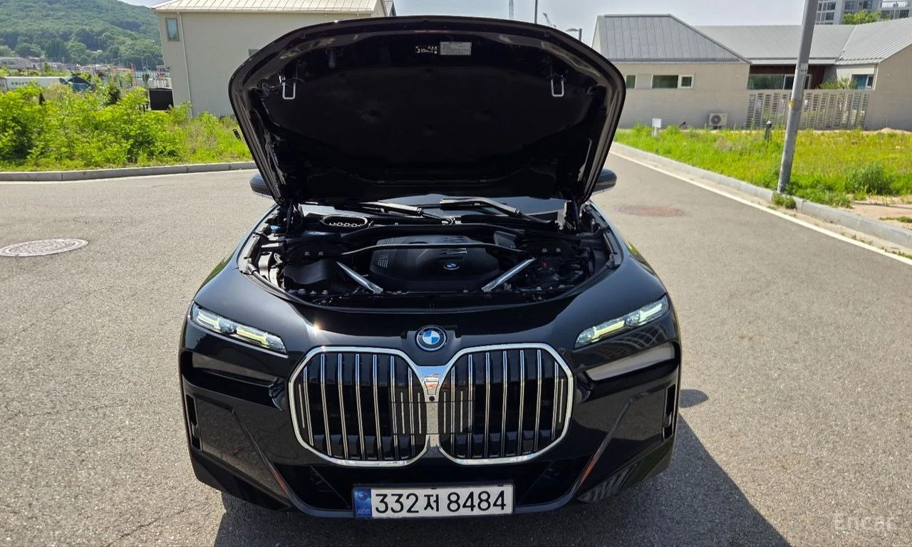 BMW 740 M* SPORT* , снимка 17 - Автомобили и джипове - 54809899