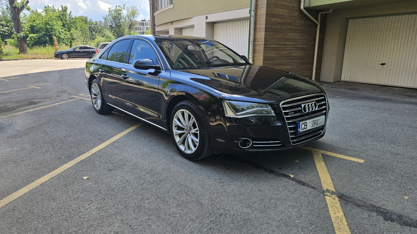Audi A8 4.2 TDI Quattro/Дистроник/Matrix LED, снимка 6 - Автомобили и джипове - 54840080