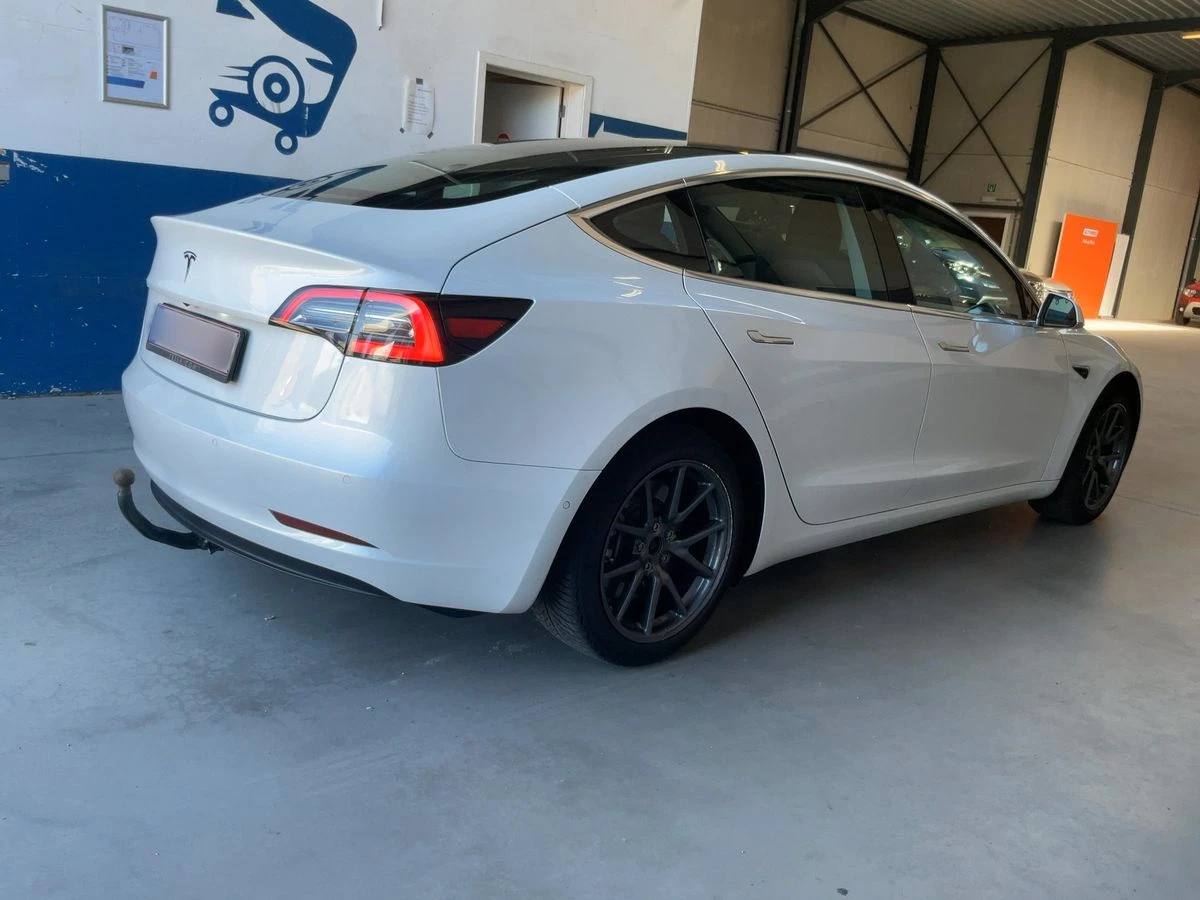 Tesla Model 3 SR+ /Белгия/Панорама, снимка 4 - Автомобили и джипове - 55080805