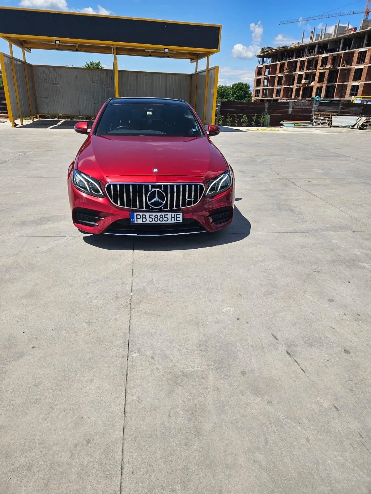 Mercedes-Benz E 220, снимка 4 - Автомобили и джипове - 55341453