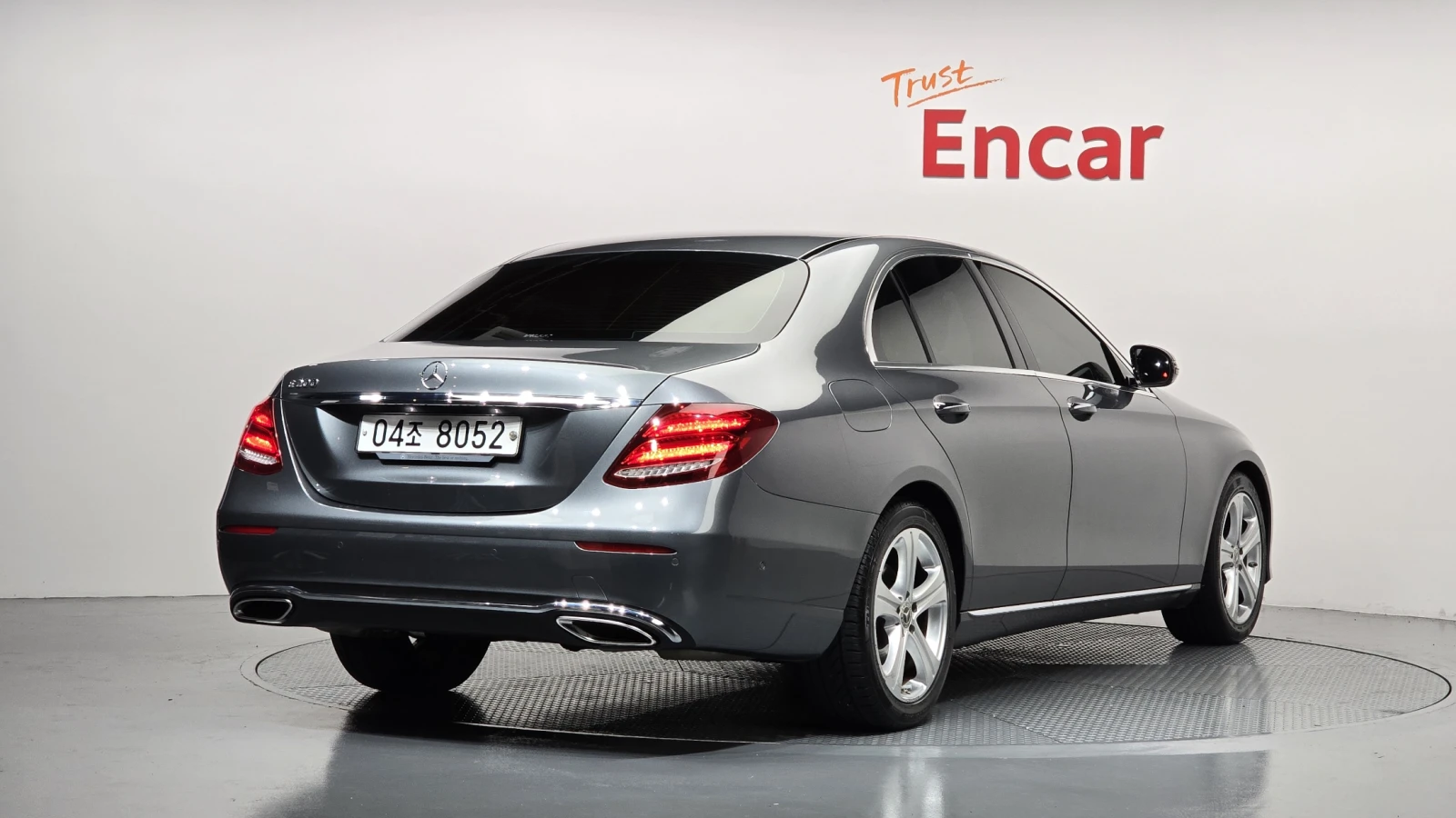 Mercedes-Benz E 200 BLIND SPOT* ЛЮК* КРАЙНА ЦЕНА, снимка 2 - Автомобили и джипове - 55434996