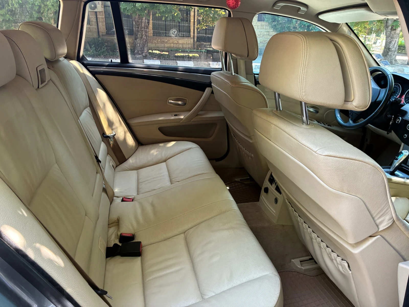 BMW 530, снимка 7 - Автомобили и джипове - 55448064