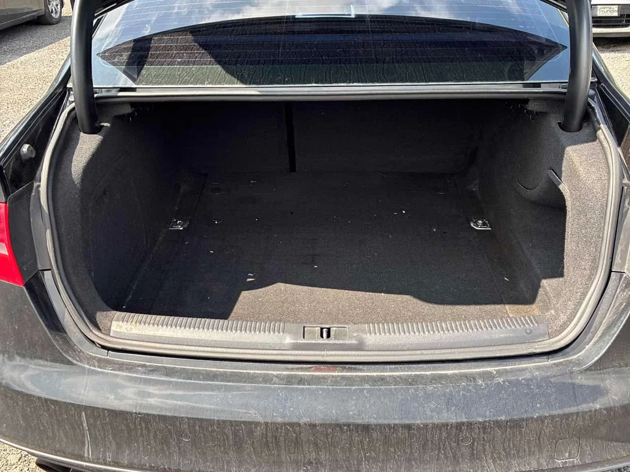 Audi A4 * Komfort plus* АВТОКРЕДИТ БЕЗ ПЪРВОНАЧАЛНА ВНОСКА, снимка 17 - Автомобили и джипове - 55498957