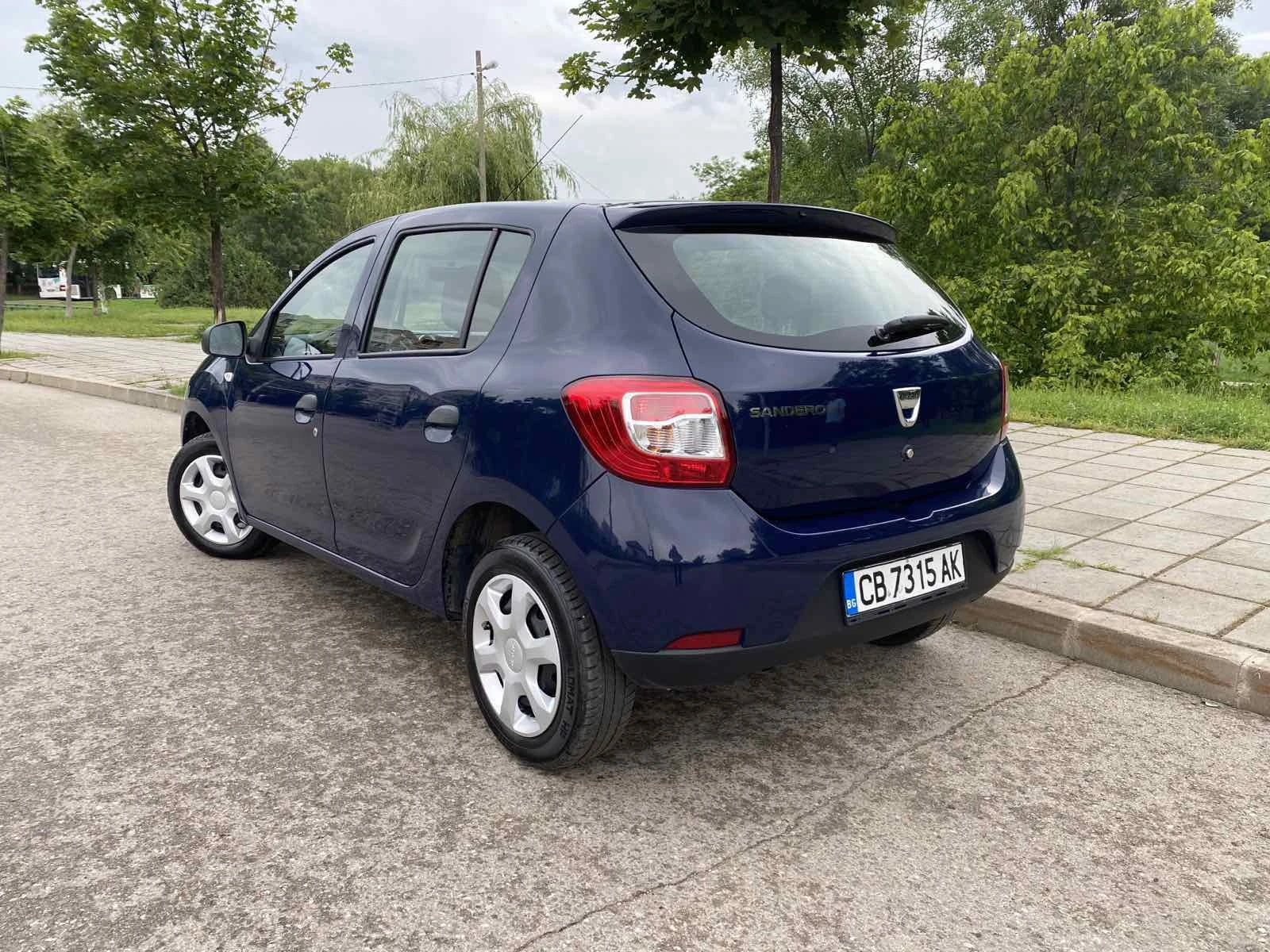 Dacia Sandero 1, 5 DCI, снимка 3 - Автомобили и джипове - 55948612