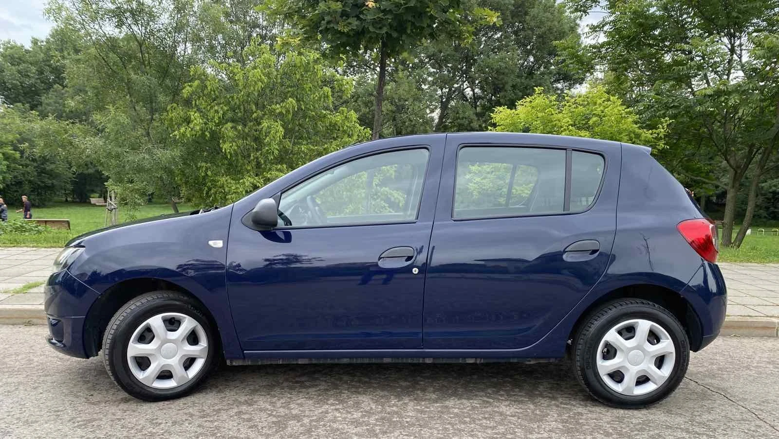 Dacia Sandero 1, 5 DCI, снимка 3 - Автомобили и джипове - 56036521