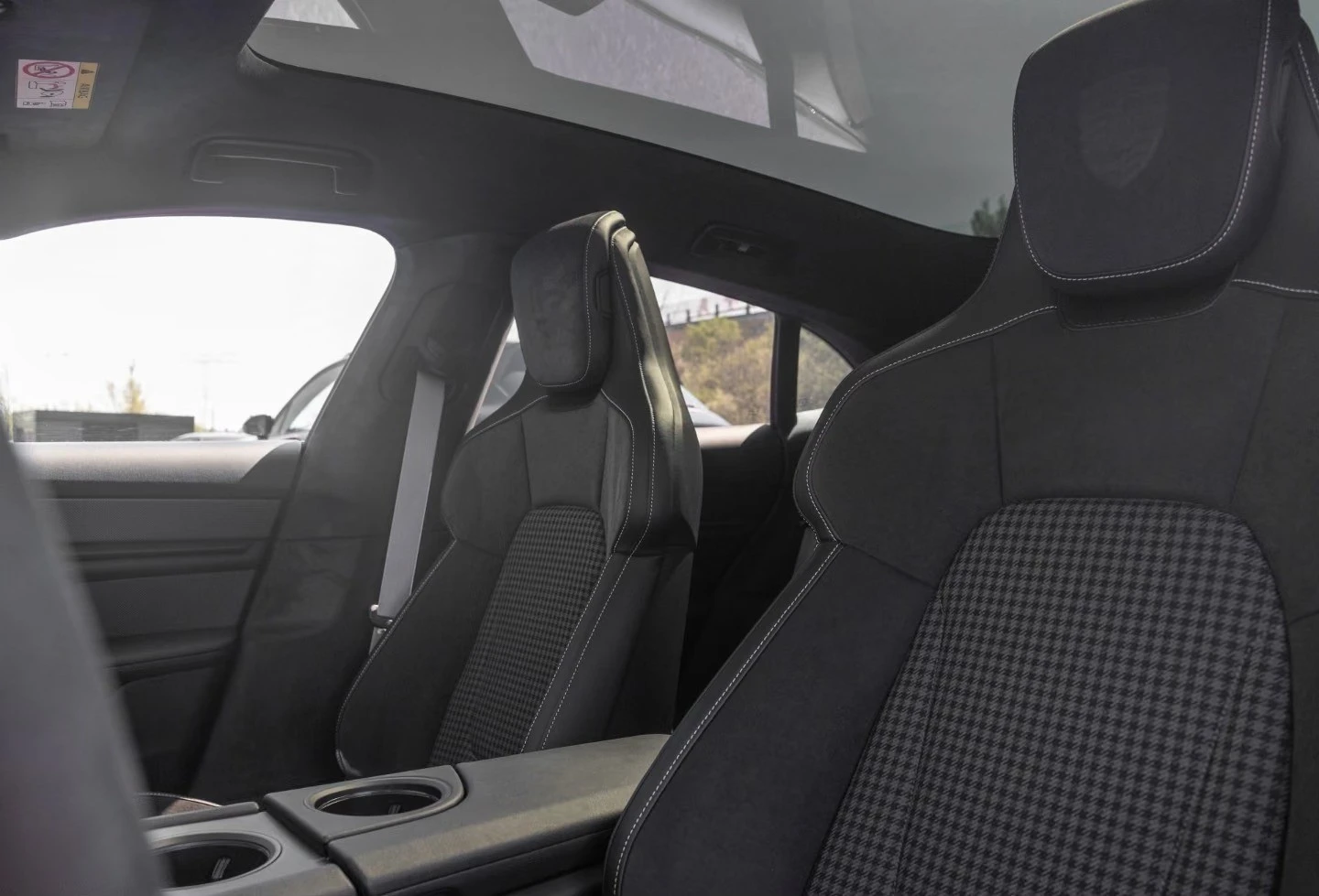 Porsche Taycan GTS SPORT-TURISMO BOSE PANORAMA CHRONO 360-CAM | Mobile.bg � ����������� 12