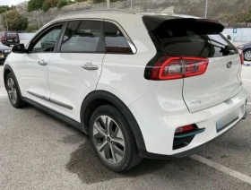 Kia Niro 62kWh* КОЖА С ПОДГРЕВ* НАВИ* ЛЮК* СЕРВ.КНИЖКА , снимка 2